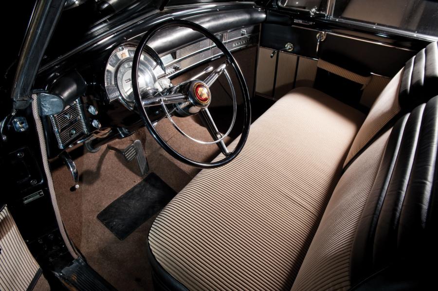  Chrysler Town & Country Newport Coupe 1950 года  (фото 7 из 46)